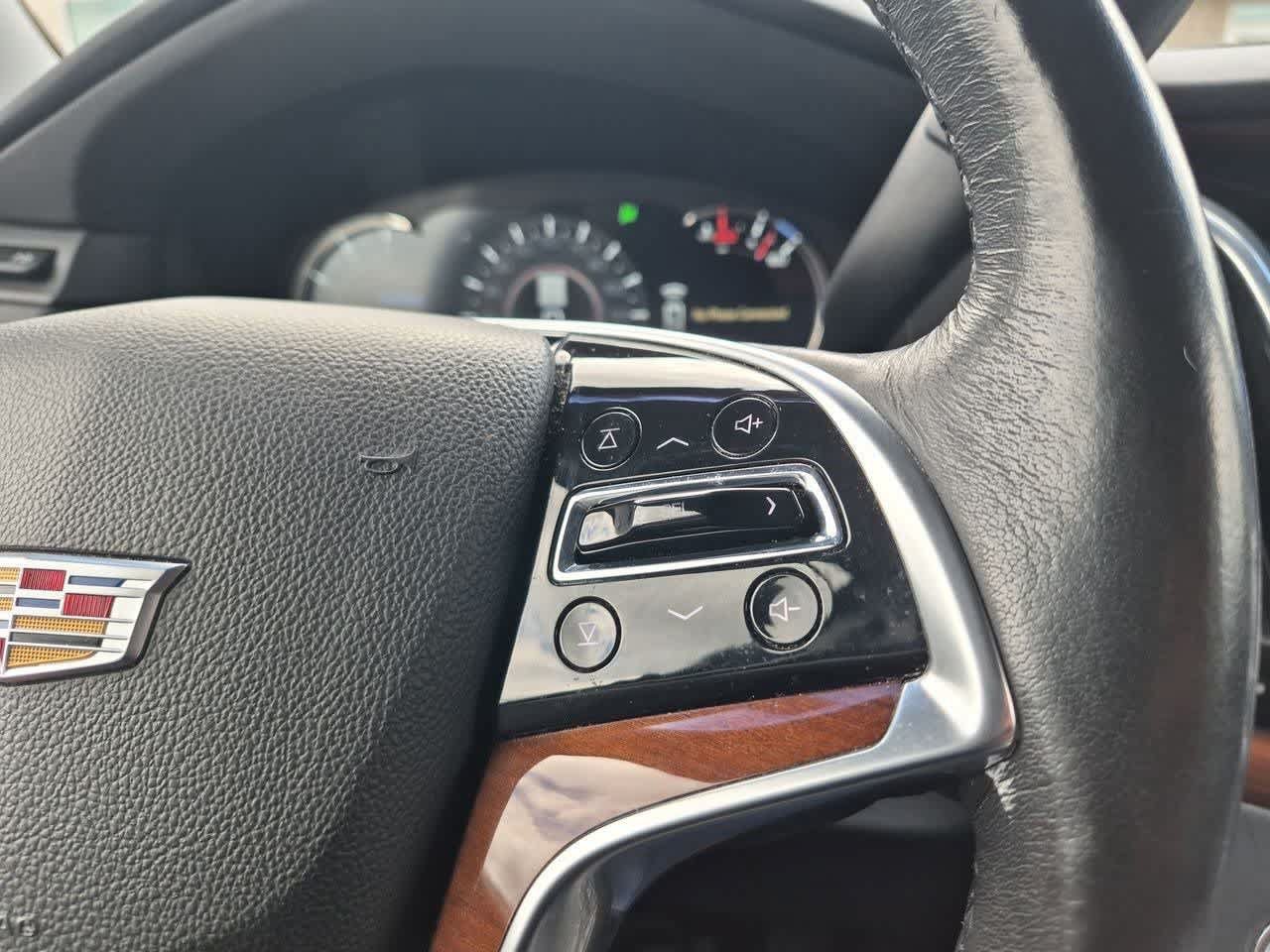 Used 2019 Cadillac Escalade Premium Luxury w/ LPO, Radiant Package AWD/4WD image 26