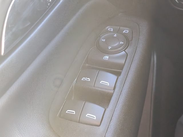 Used 2024 Chevrolet Equinox LT FWD image 23