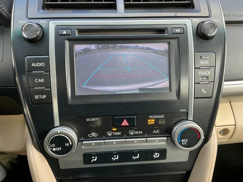 Used 2014 Toyota Camry LE image 20