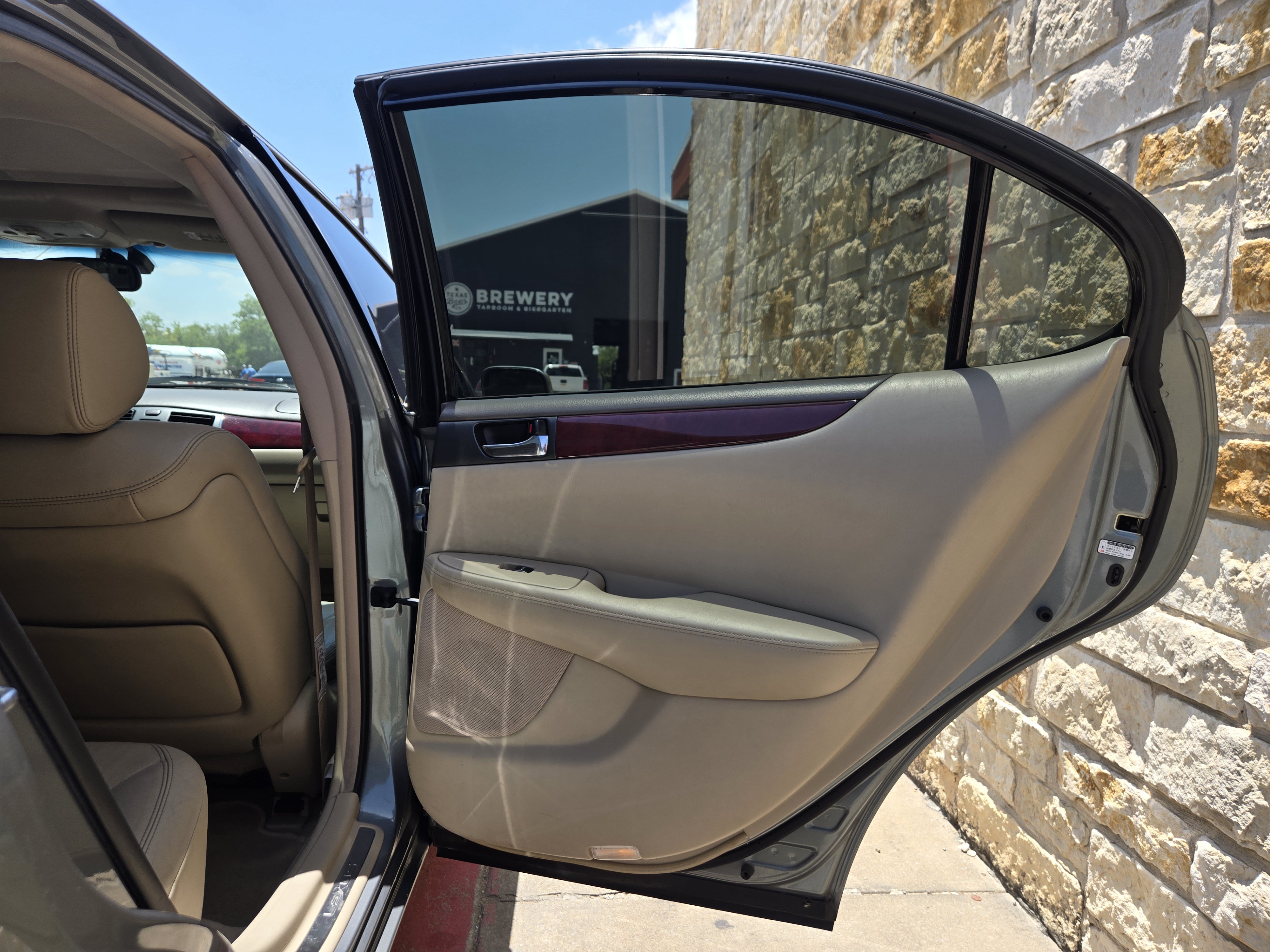 Used 2003 Lexus ES 330 FWD image 10