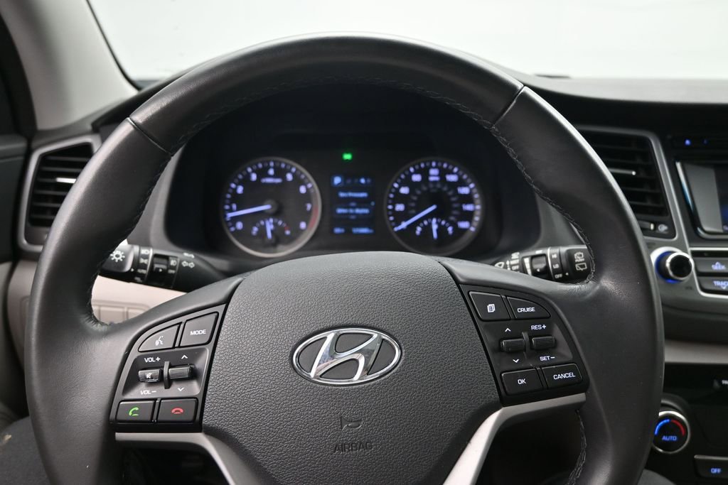 Used 2017 Hyundai Tucson Value AWD/4WD image 10
