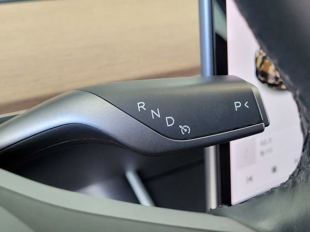 Used 2018 Tesla Model 3 Long Range image 19