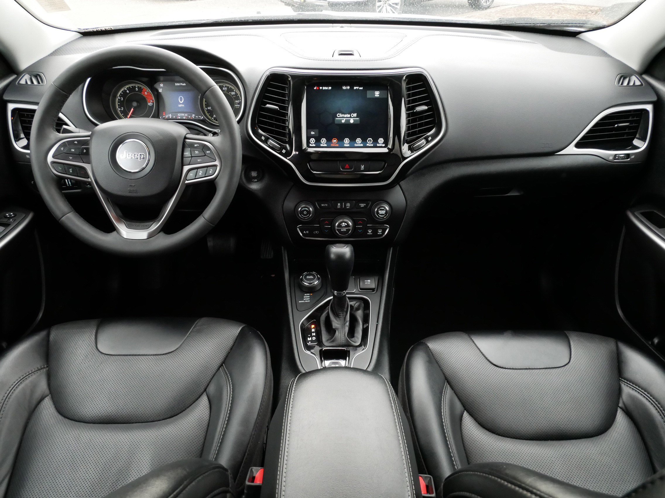 Used 2022 Jeep Cherokee Limited image 10