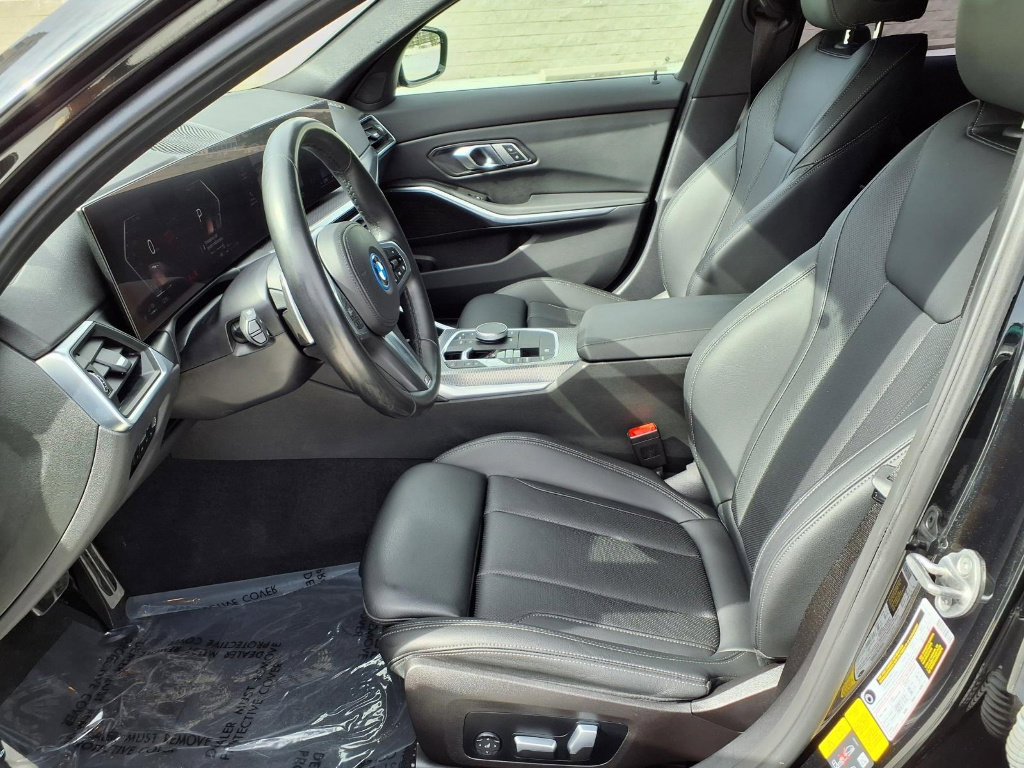 Used 2023 BMW 330e w/ M Sport Package image 24