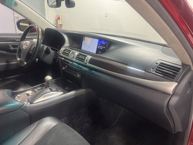 Used 2016 Lexus LS 460 460 w/ Comfort Package image 24