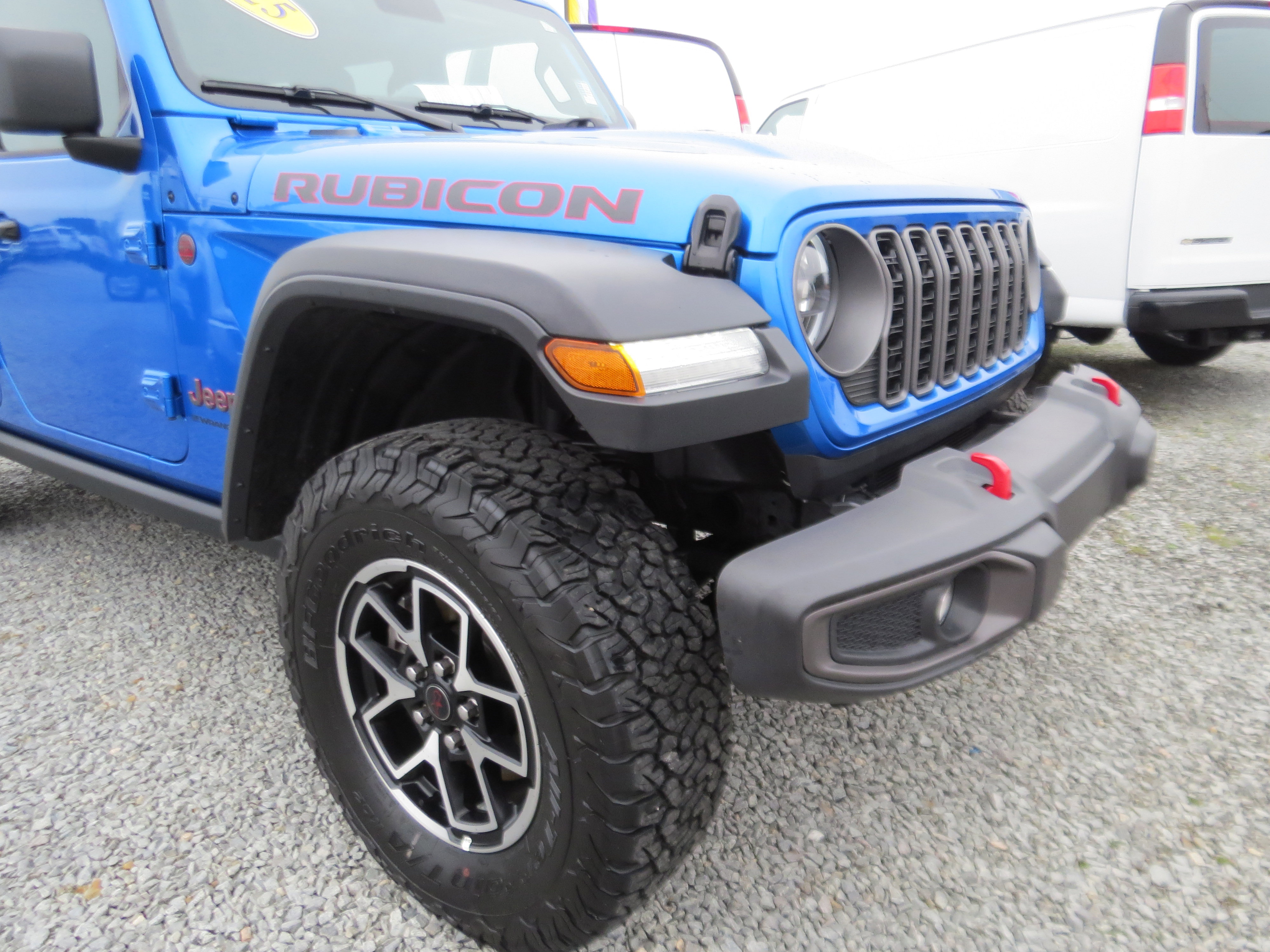 Used 2025 Jeep Wrangler Unlimited Rubicon image 9