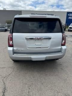 Used 2016 GMC Yukon Denali w/ Open Road Package AWD/4WD image 13