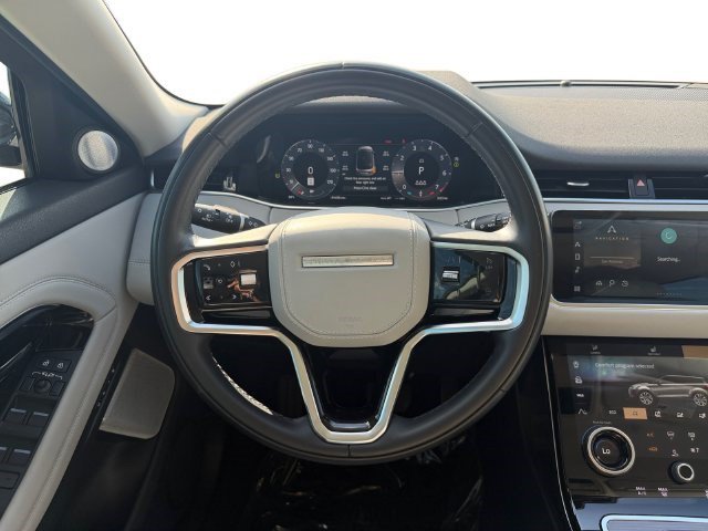 Used 2023 Land Rover Range Rover Evoque SE AWD/4WD image 13