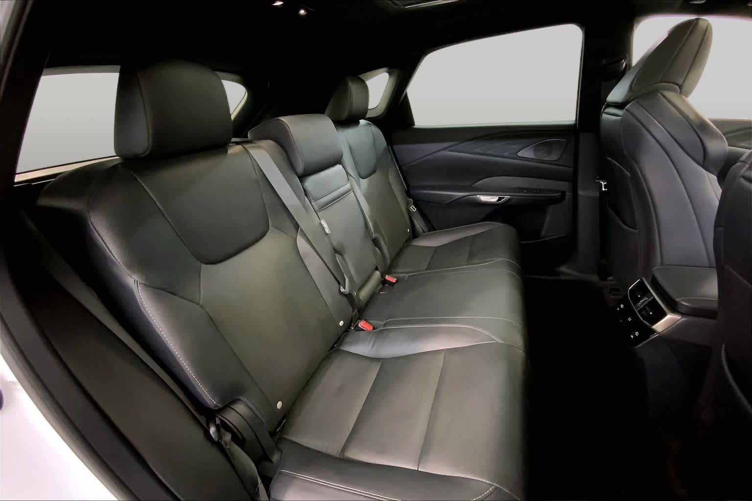Used 2023 Lexus RX 350 F Sport w/ Accessory Package (Z1) AWD/4WD image 19
