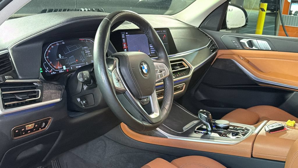 Used 2021 BMW X7 xDrive40i w/ Parking Assistance Package AWD/4WD image 26