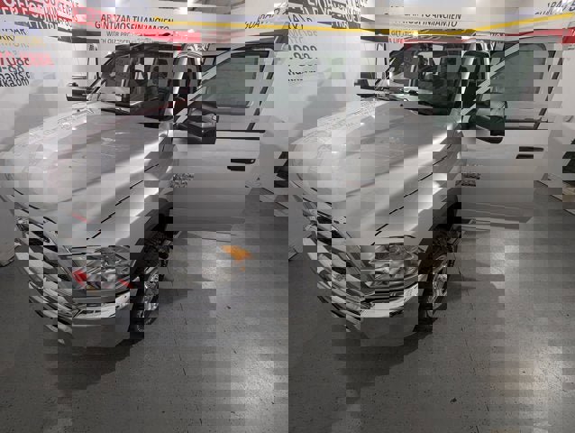 Used 2018 RAM 2500 Tradesman w/ Chrome Appearance Group image 11