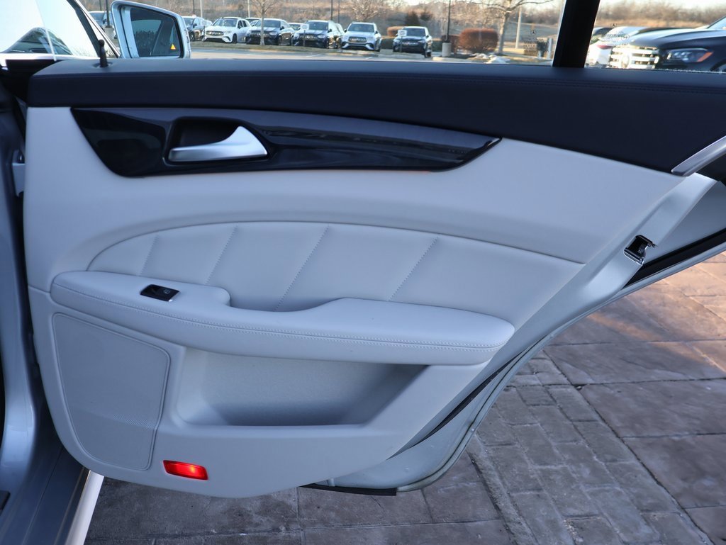 Used 2016 Mercedes-Benz CLS 550 4MATIC image 17