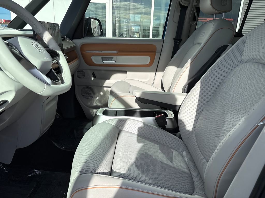 New 2025 Volkswagen ID. Buzz Pro S Plus image 9