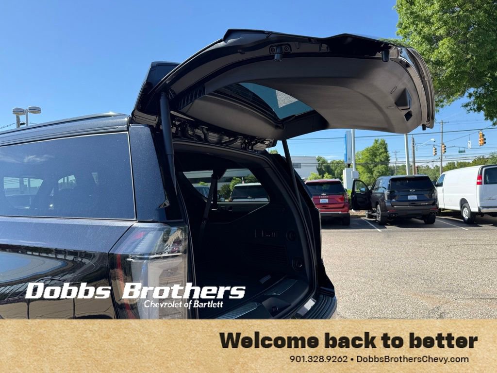 New 2026 Chevrolet Suburban RST w/ Comfort Package AWD/4WD image 31