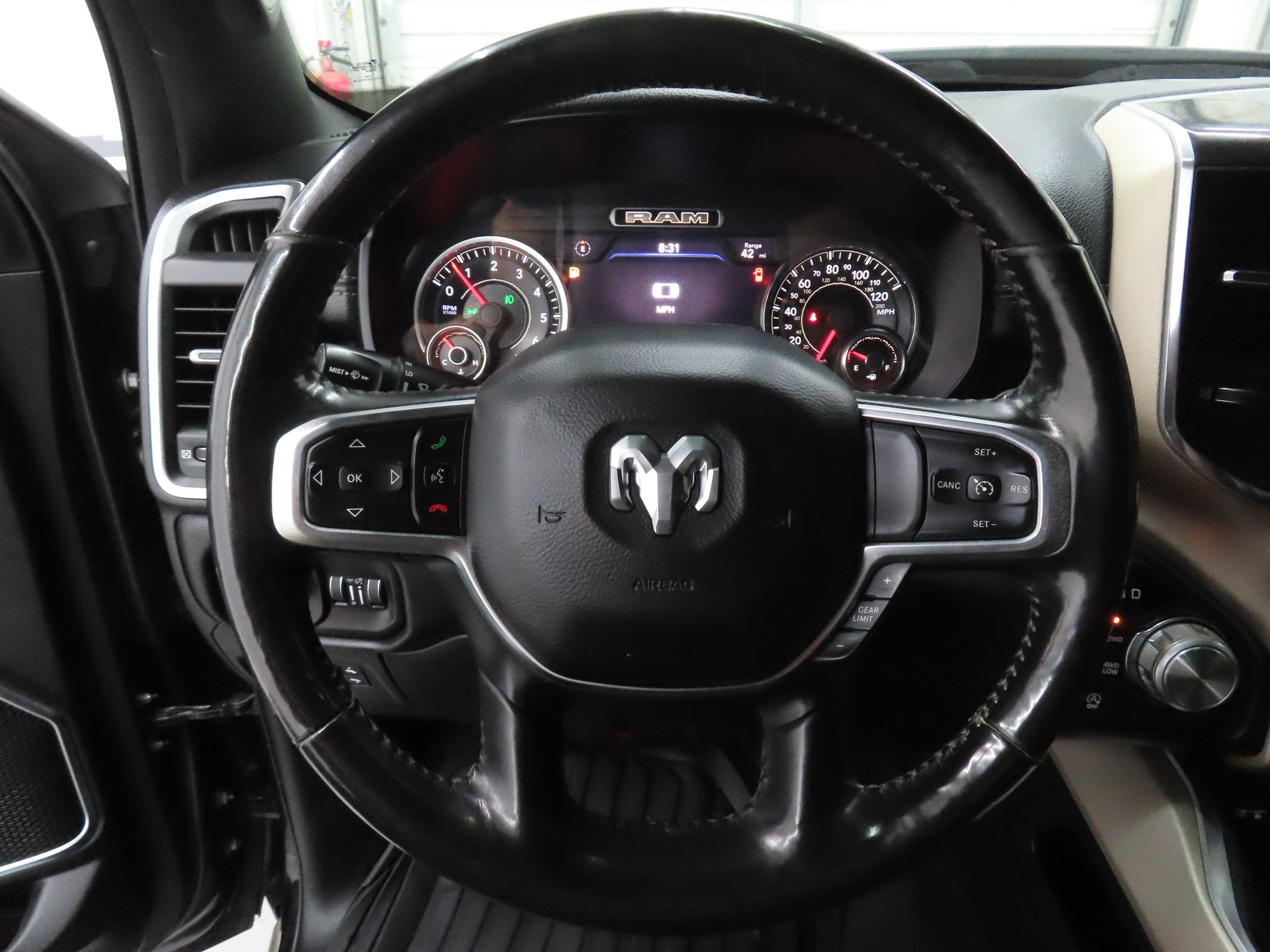 Used 2019 RAM 1500 Laramie w/ Sport Appearance Package AWD/4WD image 15