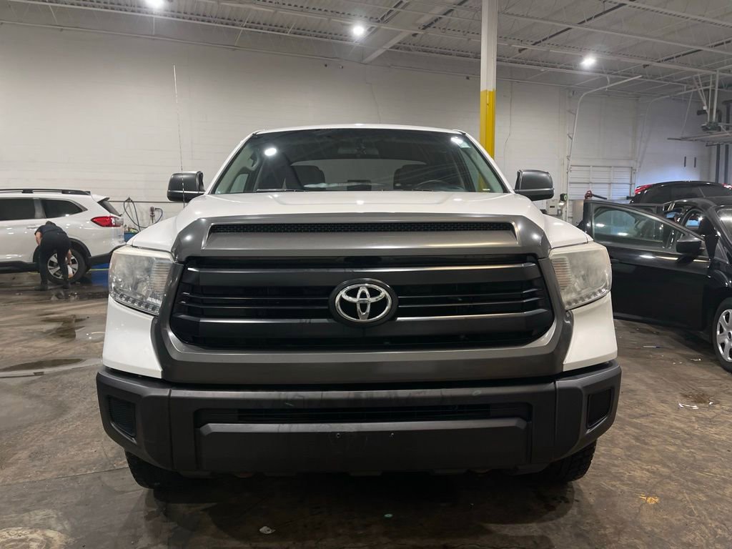 Used 2015 Toyota Tundra SR image 2