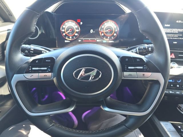 Used 2023 Hyundai Elantra Limited w/ Cargo Package image 15