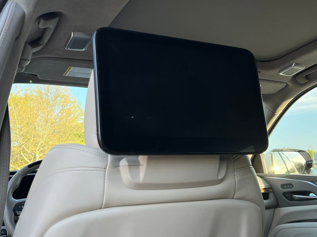 Certified 2024 Cadillac Escalade ESV Sport Platinum w/ LPO, ONYX Package image 18
