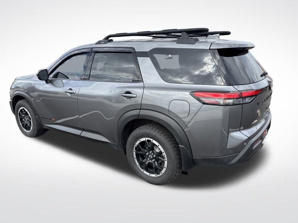 Used 2024 Nissan Pathfinder Rock Creek image 3