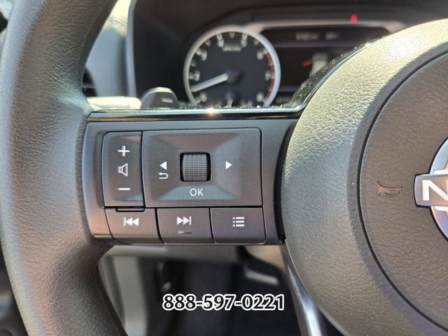 Used 2023 Nissan Rogue SV AWD/4WD image 27