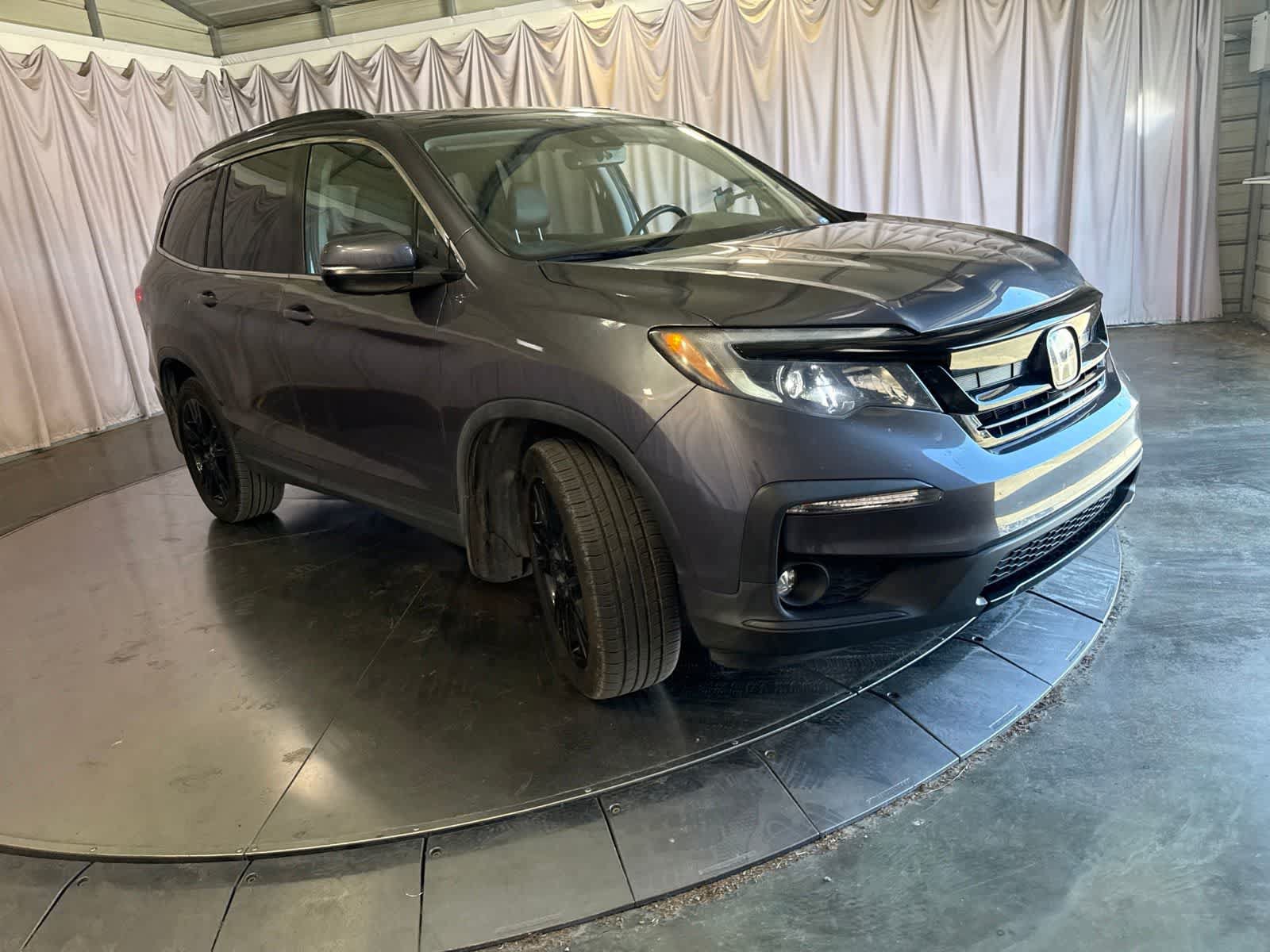 Used 2021 Honda Pilot Special Edition image 3