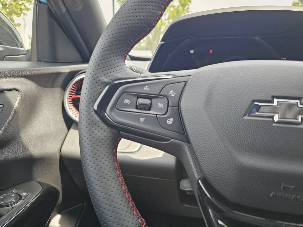 New 2026 Chevrolet Trax RS w/ Driver Confidence Package FWD image 18