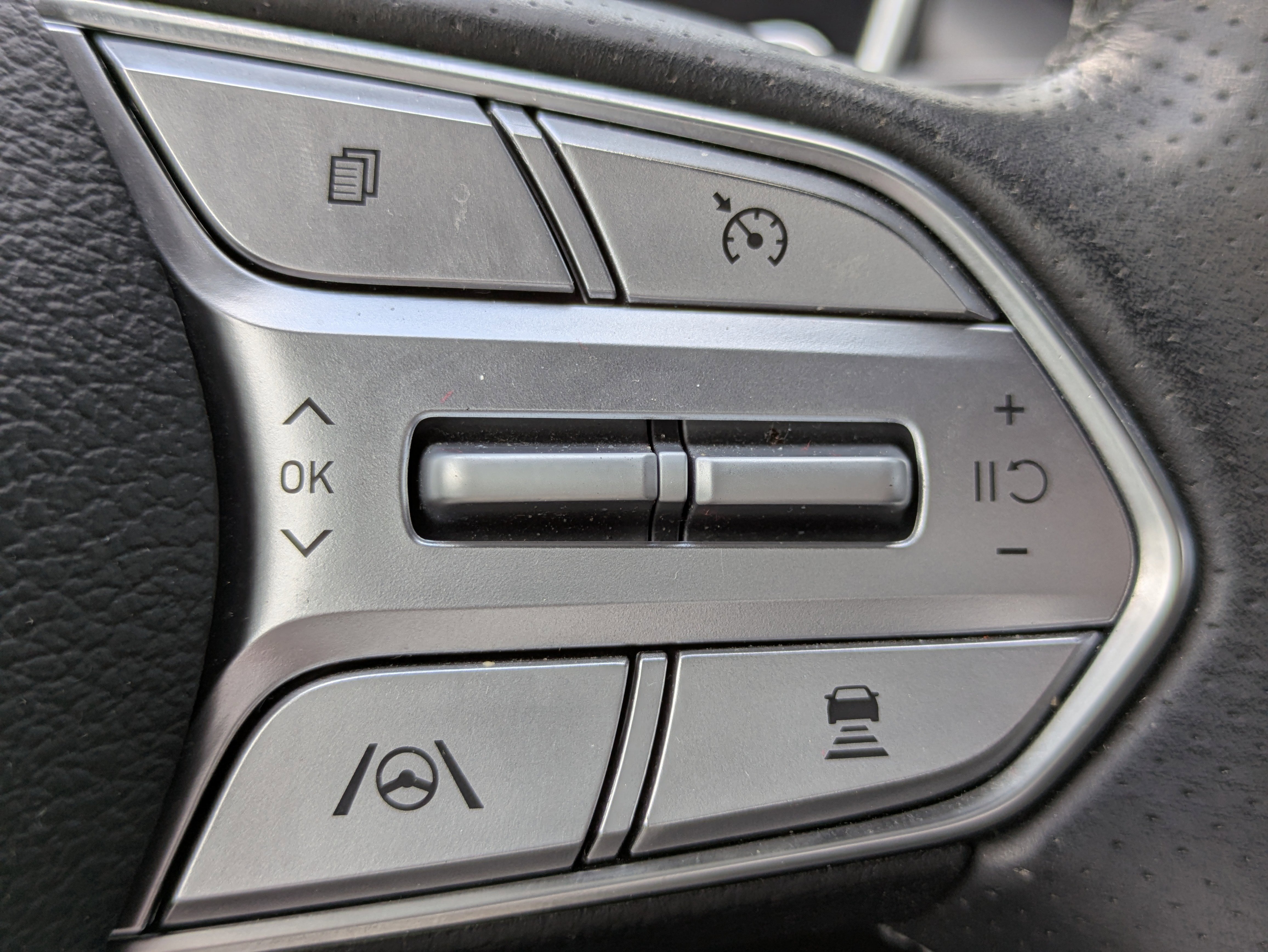 Used 2023 Hyundai Santa Fe Calligraphy AWD/4WD image 25