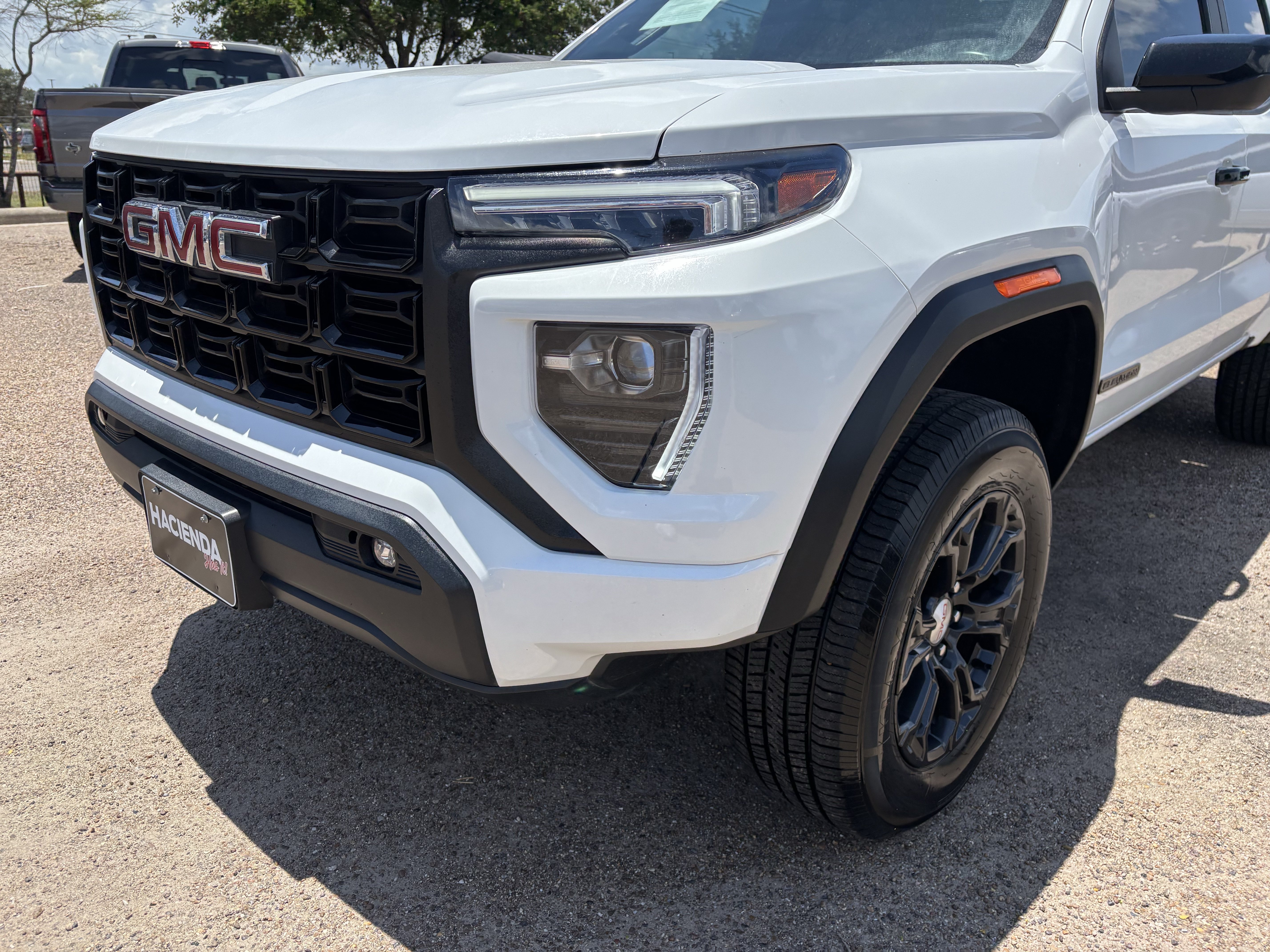 Used 2023 GMC Canyon Elevation w/ Convenience Package RWD image 7