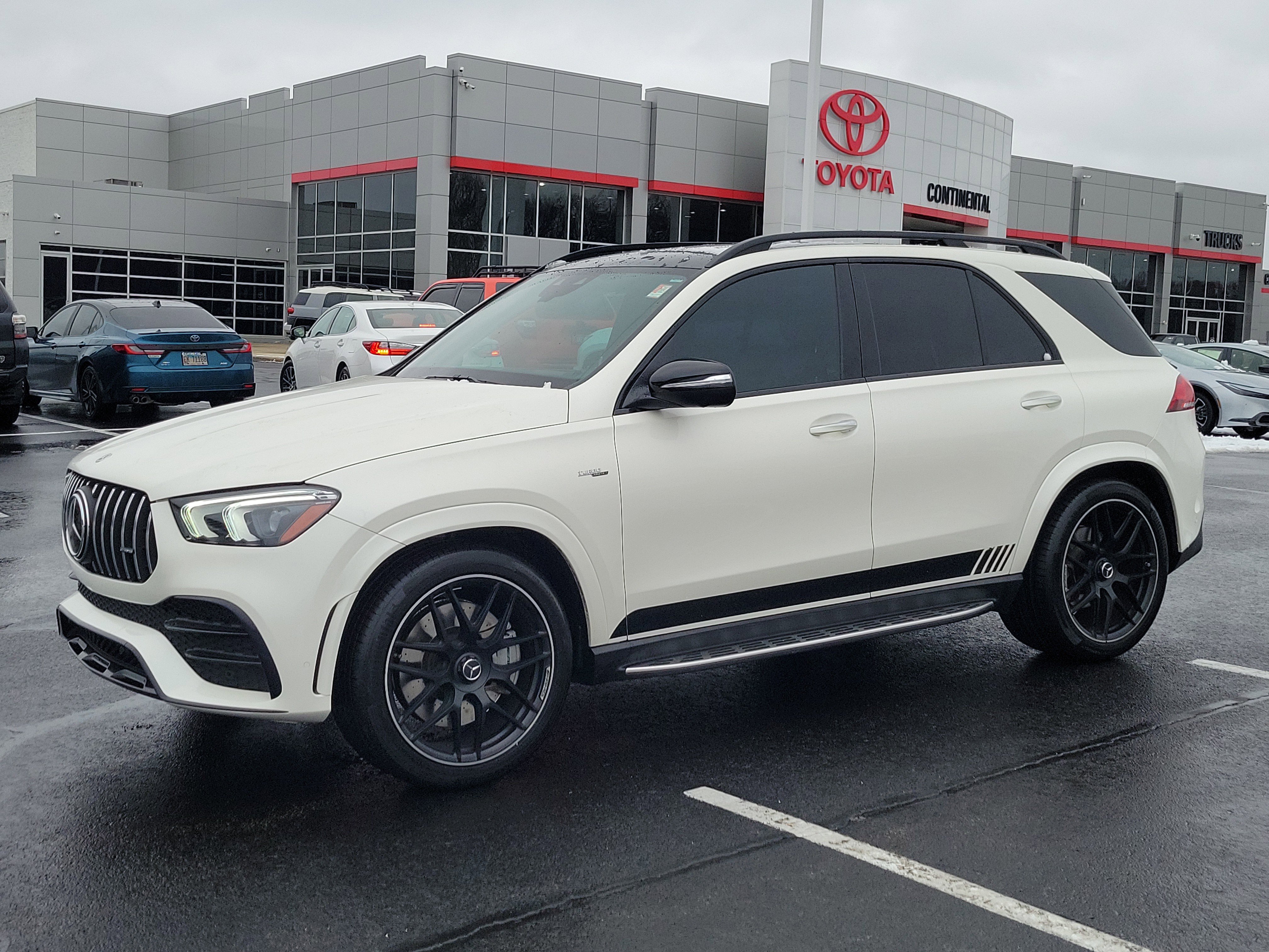 Used 2023 Mercedes-Benz GLE 53 AMG 4MATIC image 3