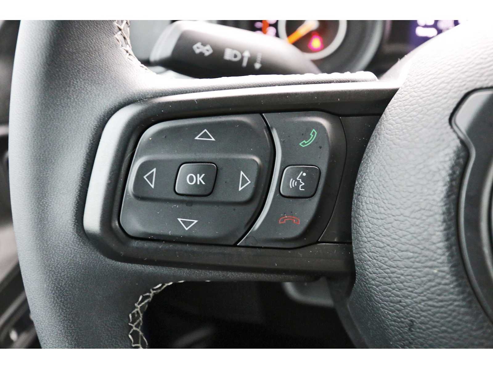 Used 2025 Jeep Wrangler Unlimited Sport AWD/4WD image 15