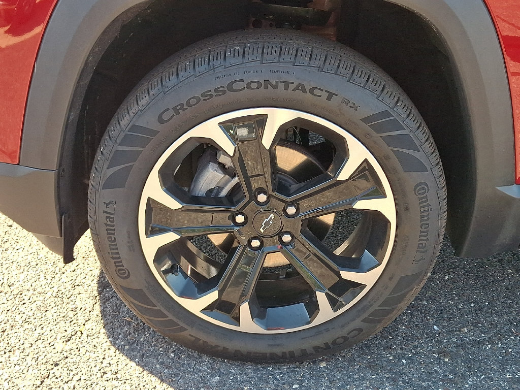 Certified 2026 Chevrolet Equinox LT w/ Convenience Package II FWD image 12