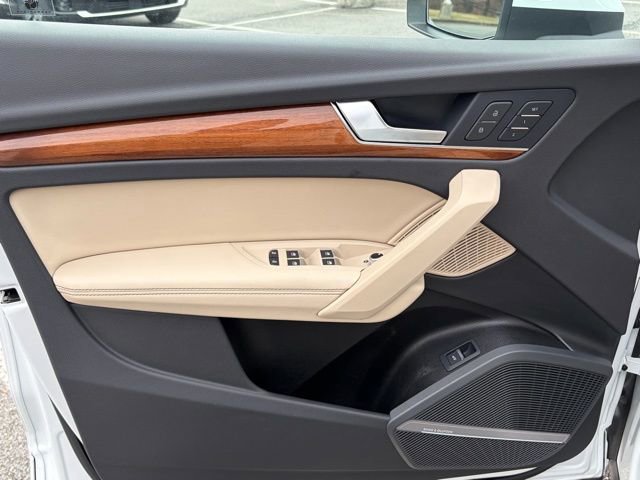 Used 2023 Audi Q5 2.0T Premium Plus w/ Premium Plus Package image 12