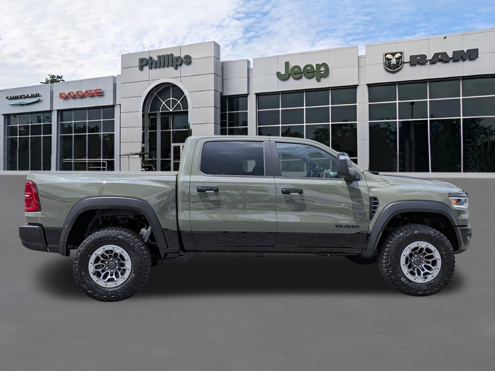 Used 2026 RAM 1500 RHO w/ RHO Level 1 Equipment Group AWD/4WD image 2