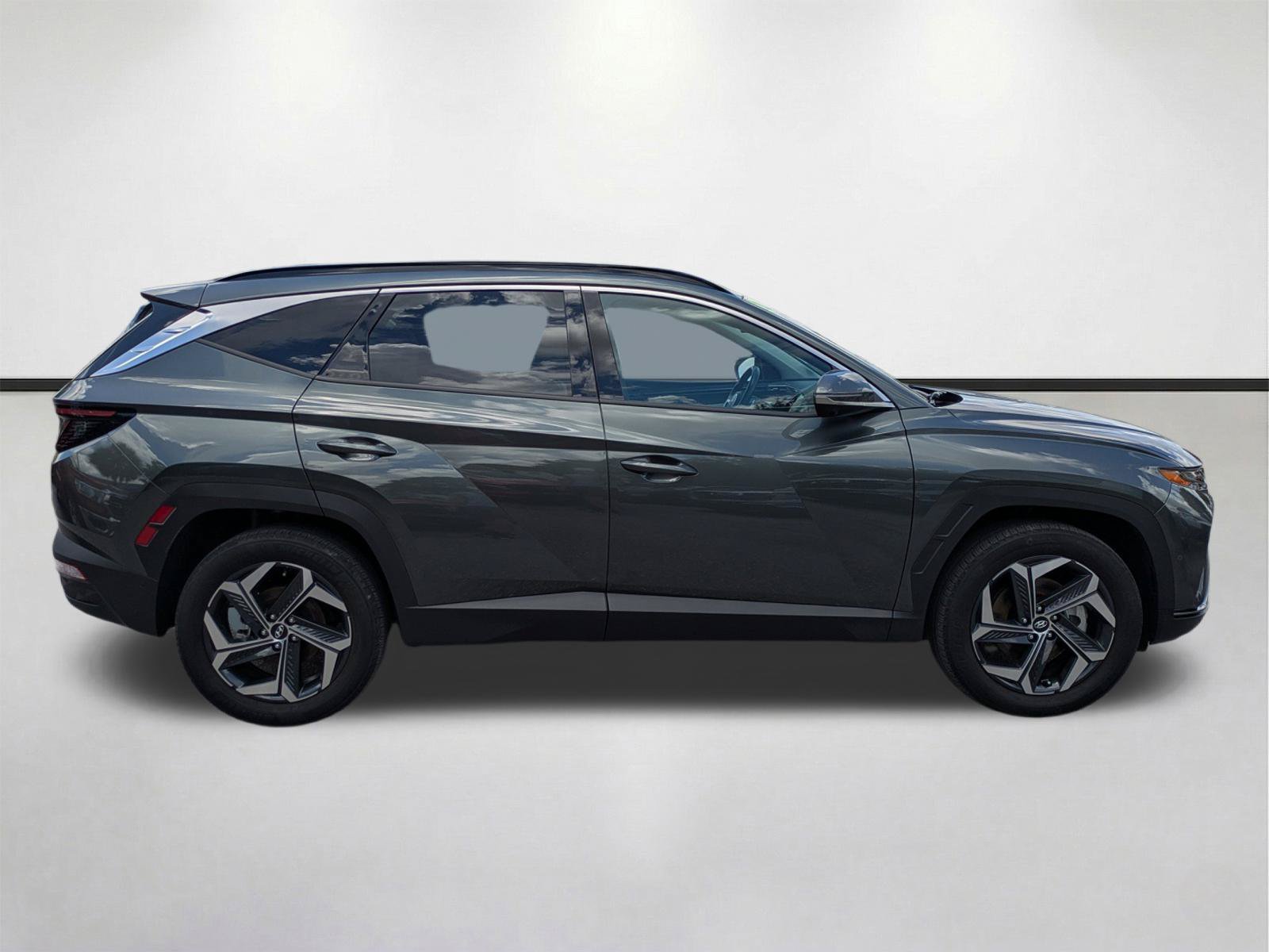 Used 2024 Hyundai Tucson Limited AWD/4WD image 4