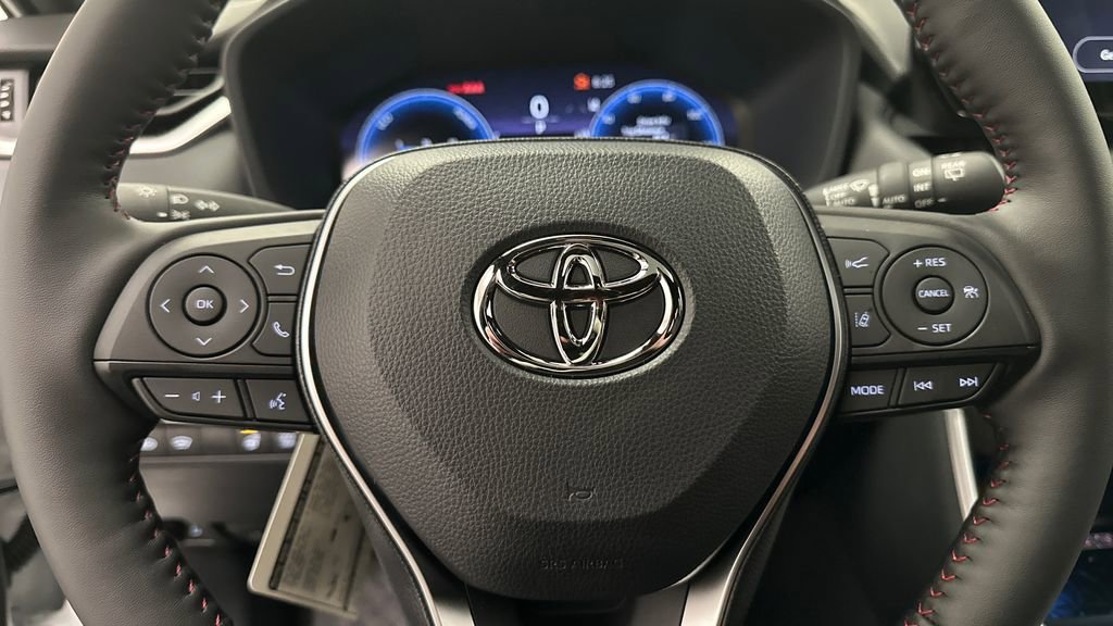 Certified 2025 Toyota RAV4 XSE w/ Weather Package AWD/4WD image 17