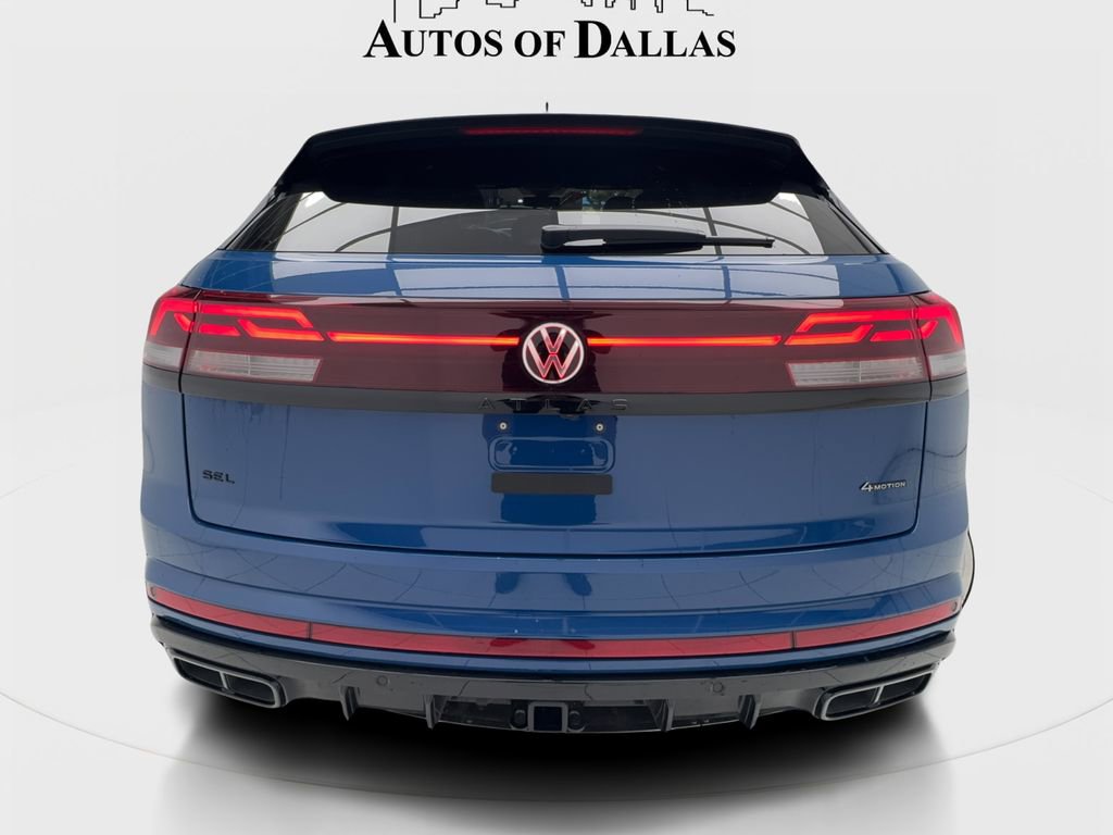 Used 2026 Volkswagen Atlas Cross Sport SEL R-Line AWD/4WD image 9