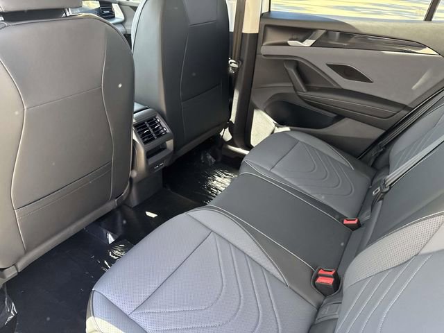 New 2026 Volkswagen Tiguan SE image 10