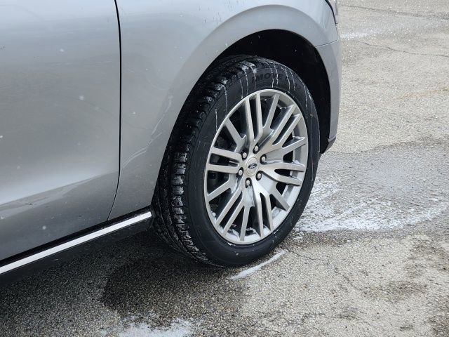 Used 2024 Ford Expedition Limited image 6