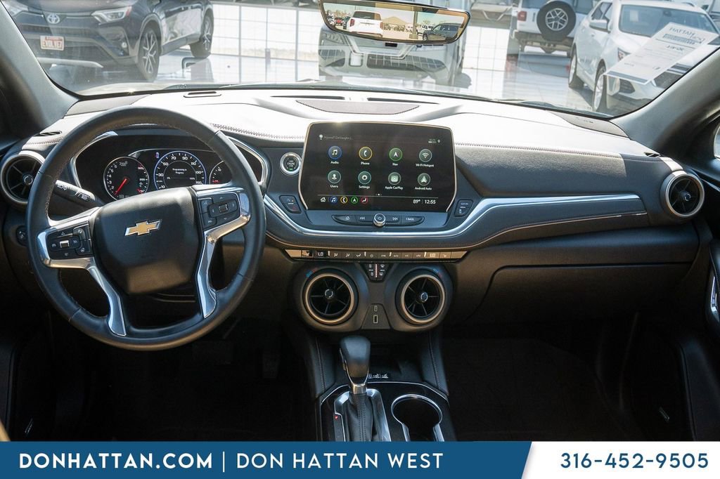 Used 2023 Chevrolet Blazer Premier w/ Driver Confidence II Package AWD/4WD image 3