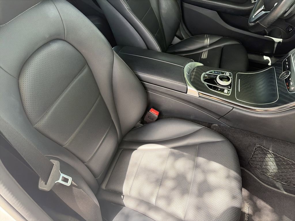 Used 2021 Mercedes-Benz C 300 Sedan w/ Premium Package image 32
