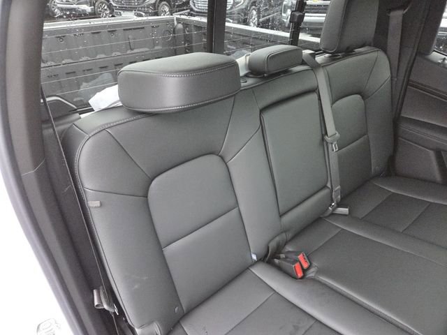 New 2026 GMC Canyon Elevation w/ Convenience Package image 30