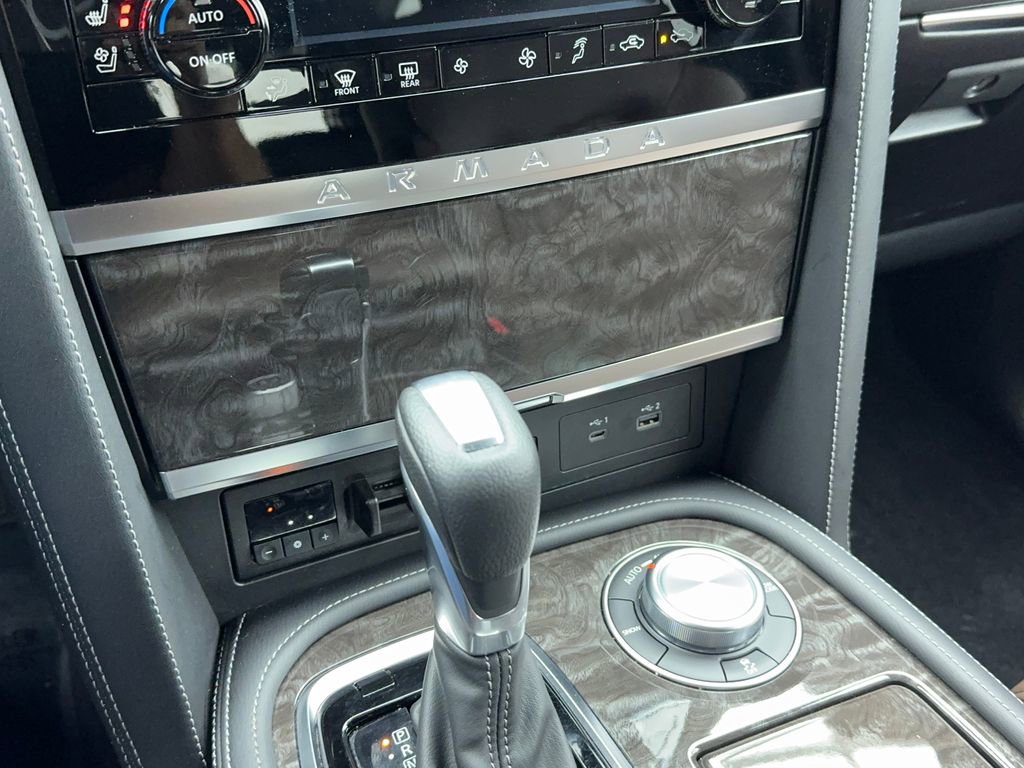 Used 2024 Nissan Armada Platinum w/ Captain's Chairs Package image 31