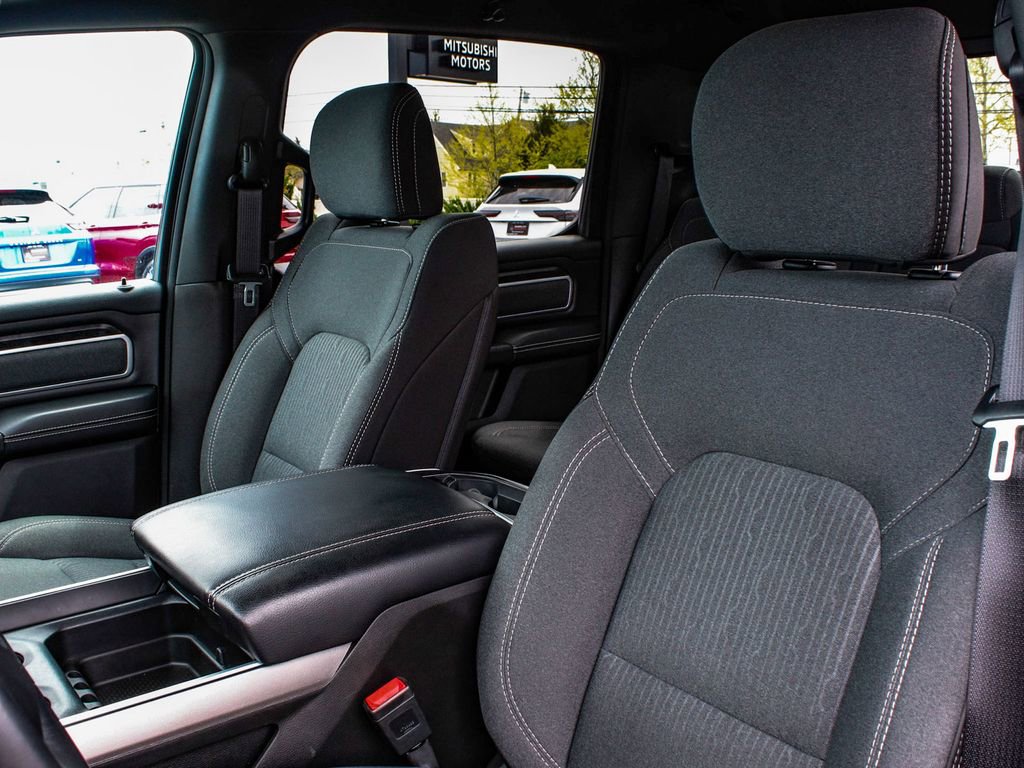 Used 2023 RAM 1500 Big Horn AWD/4WD image 32