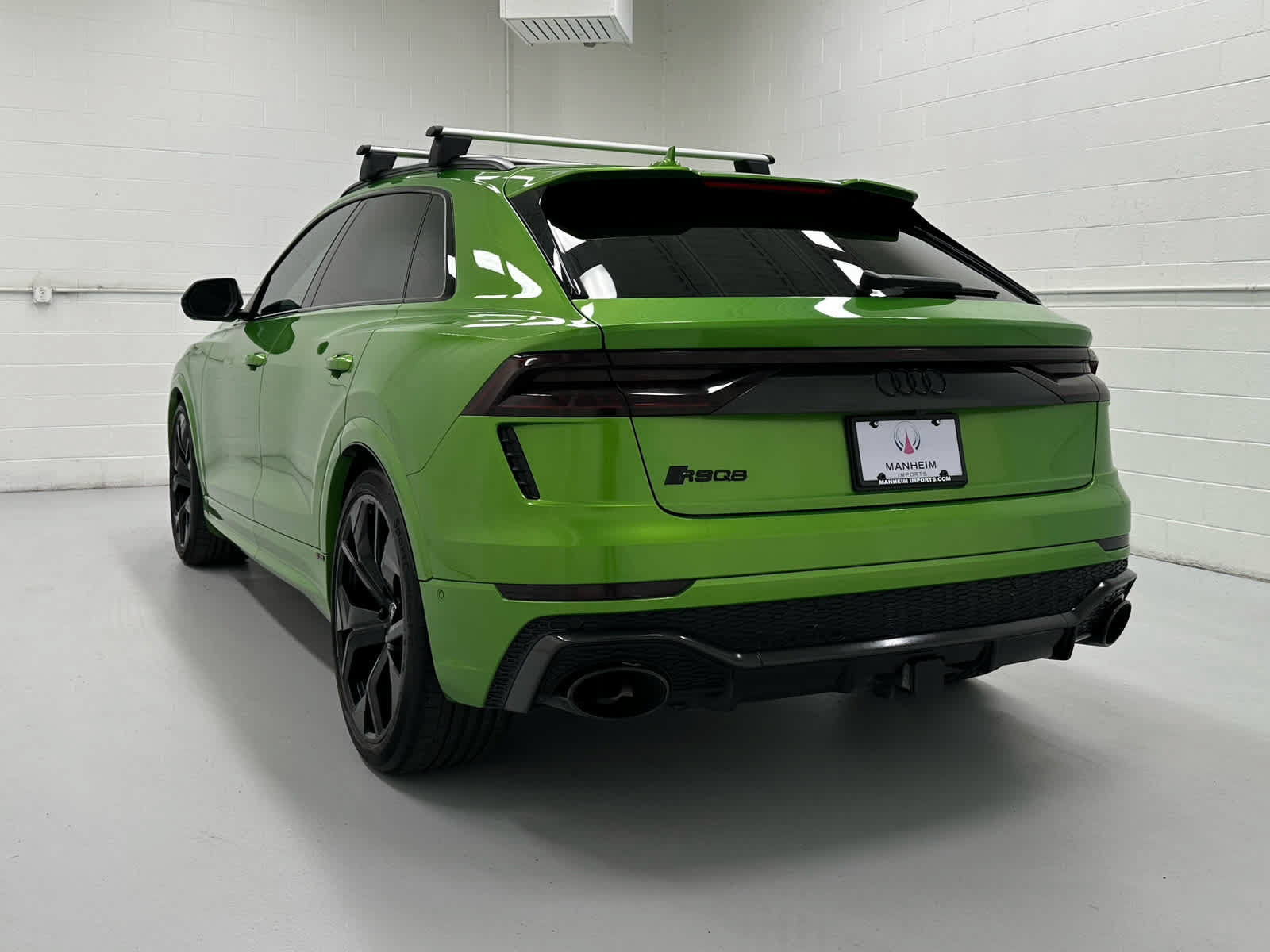 Used 2021 Audi RS Q8 w/ Carbon Optic Package AWD/4WD image 7