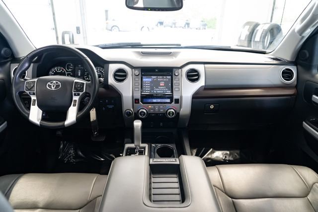 Used 2019 Toyota Tundra Limited w/ Limited Premium Package AWD/4WD image 9
