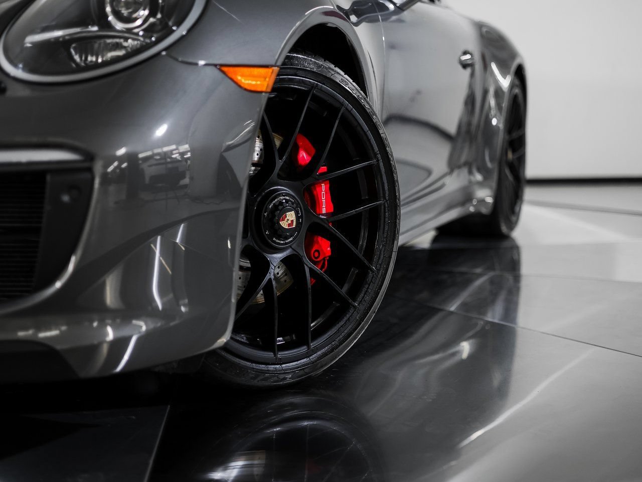 Certified 2018 Porsche 911 Targa 4 GTS AWD/4WD image 12