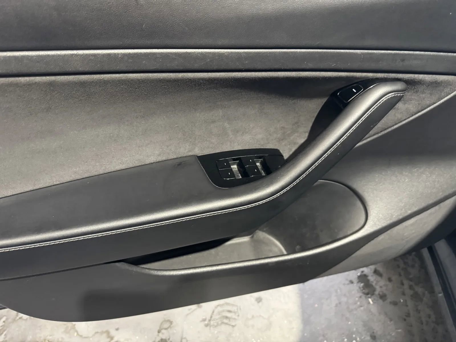 Used 2020 Tesla Model 3 Standard Range Plus image 12