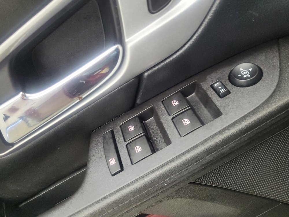 Used 2017 GMC Terrain SLE image 27