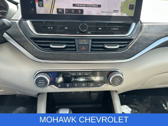 Used 2024 Nissan Altima 2.5 SL FWD image 18