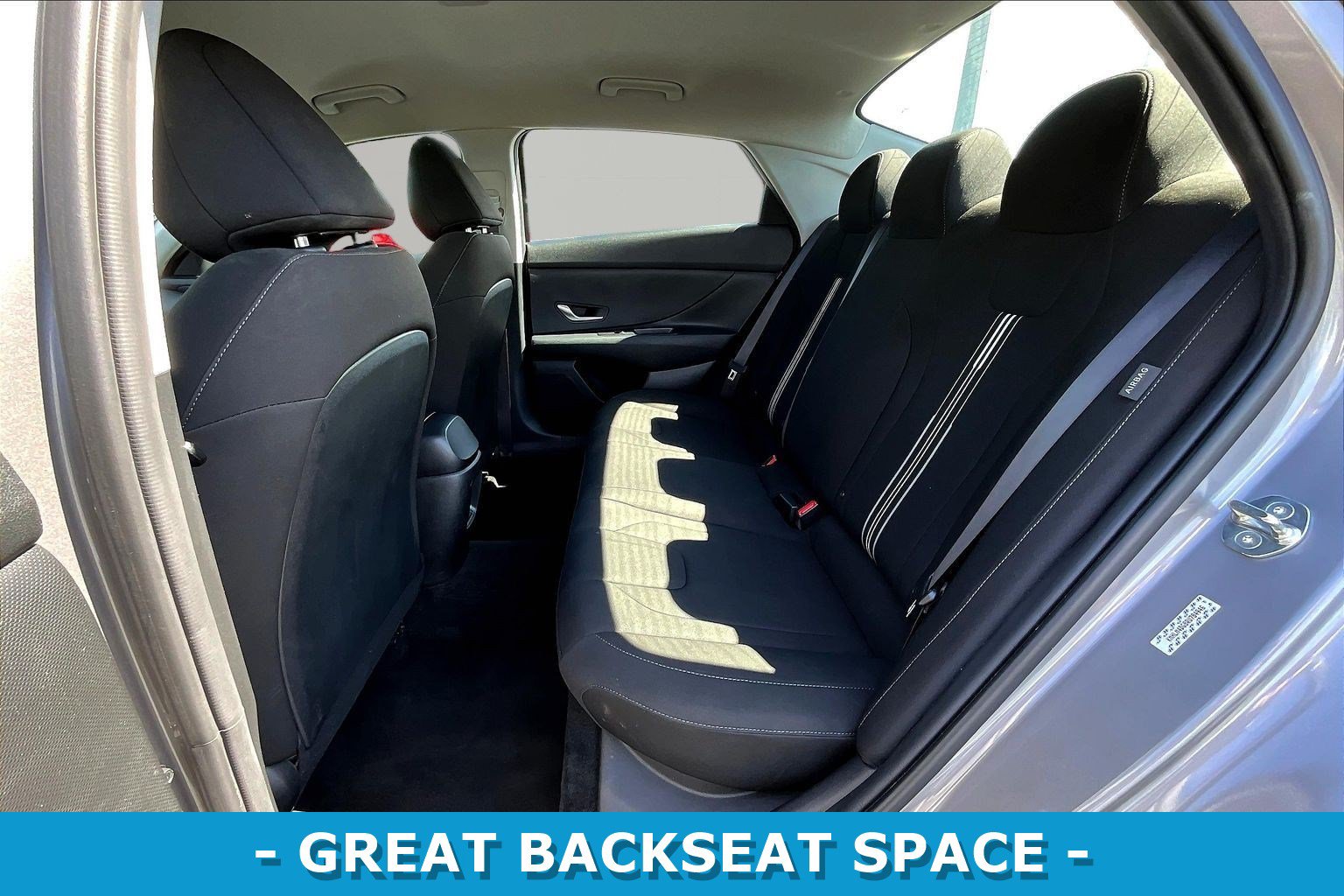 Used 2024 Hyundai Elantra SEL FWD image 21